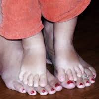 Piedi mamma e bimbo