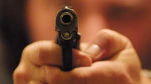 pistola in pugno