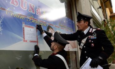 Sesso nel centro massaggi: i carabinieri sequestrano attività gestita da cinesi