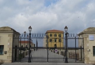 Il Comune rimuove le barche ormeggiate abusivamente