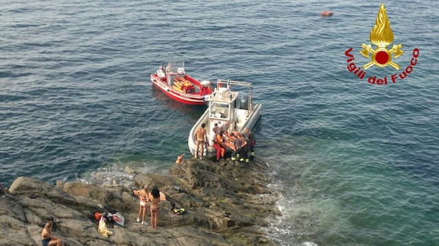 Romito, soccorsa bagnante caduta sugli scogli