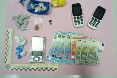 Arrestato spacciatore: aveva l’ordine di espulsione ma viveva in subaffitto in una casa popolare