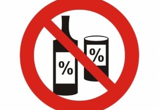 Alcol fuorilegge, revocate le licenze a tre minimarket