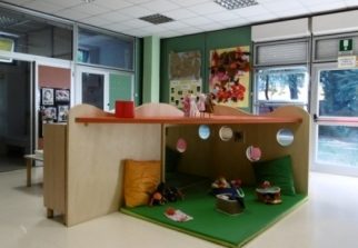 Nuovi maniglioni antipanico e porte tagliafuoco per nidi e scuole
