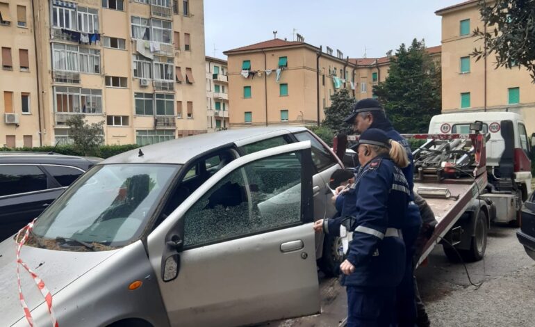 Rimossi veicoli abbandonati nei cortili Casalp In via Ademollo, via Bezzecca , via Giordano Bruno