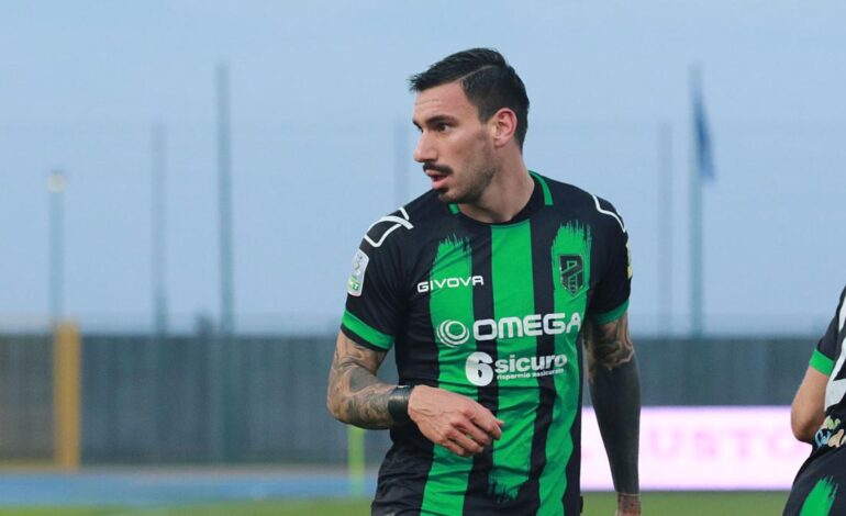 Nicola Falasco è il nuovo esterno difensivo dell’U.S. Livorno 1915