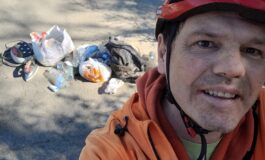 Livorno, raccolti quasi 12 chili di rifiuti: nuova azione di Mr. Green in via delle Sorgenti