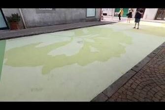 Piazza Garibaldi, polemica sulla pavimentazione: il Comune replica