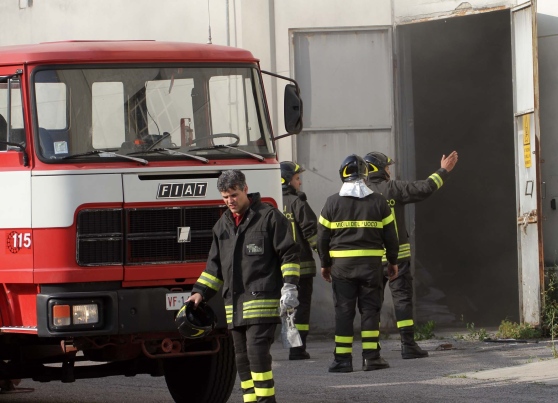 Vigili del Fuoco cabina enel in fiamme