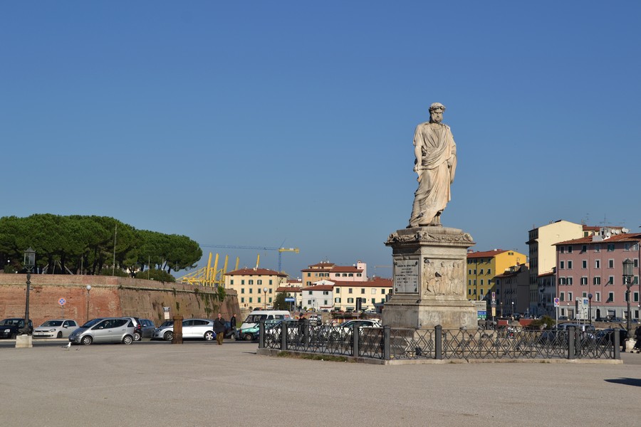 REPUBBLICA Piazza Della Repubblica 001