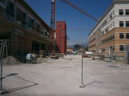 palazzi in costruzione