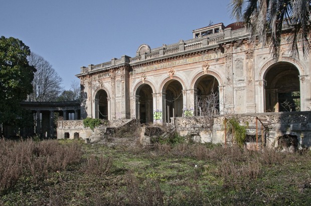 Terme del Corallo, rimossa vecchia cisterna dell’acqua