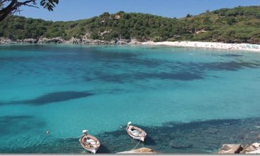 Fetovaia: bruciati 5 ettari di macchia