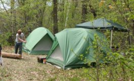Campo scout: accoltella il compagno nel sonno
