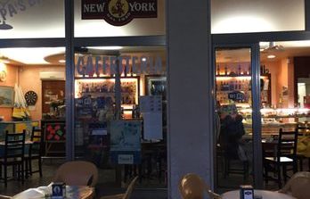 Ubriaco e molesto all'interno di un bar, poi aggredisce un agente: arrestato cittadino francese