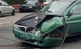 Scontro frontale in via Costanza