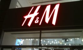Tre adolescenti sorprese a rubare H&M
