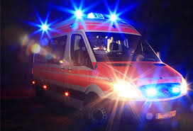 Schianto nella notte in via Firenze