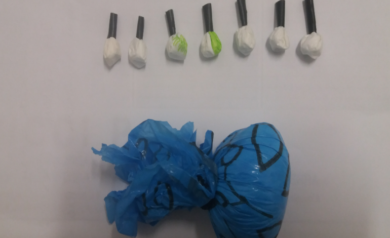 Trovato in possesso di 50 gr di cocaina. Arrestato