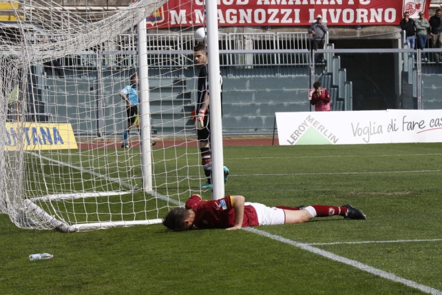 Livorno Lupa Roma 1-1 Pesce d’Aprile all’Ardenza