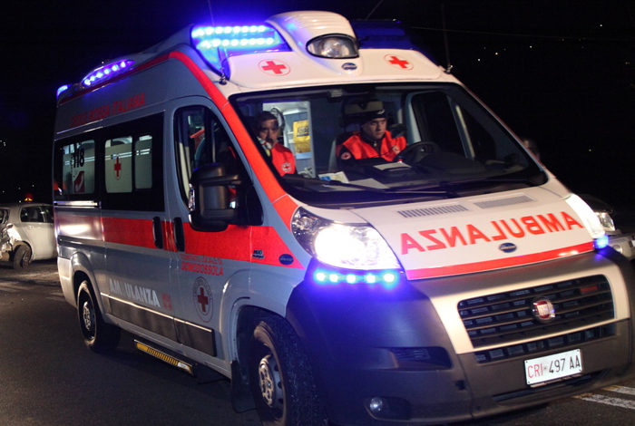 Incidente all’incrocio di via Lopez