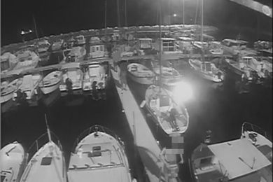 Vandalismo su una decina di barche al moletto d’Ardenza