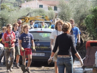 “Bimbi motosi”, sabato e domenica di nuovo in città con secchi e stivali