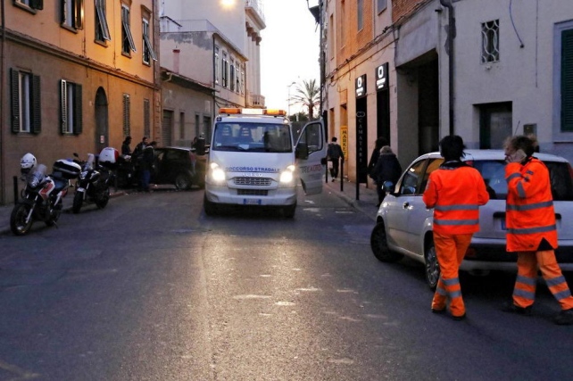 Via Funaioli chiusa per due giorni