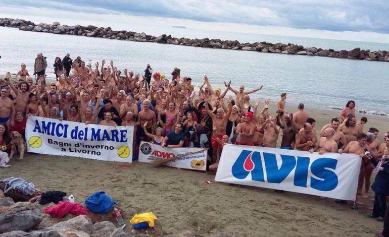 Tuffo di Befana 2018: Livornesi e Pisani insieme per solidarietà