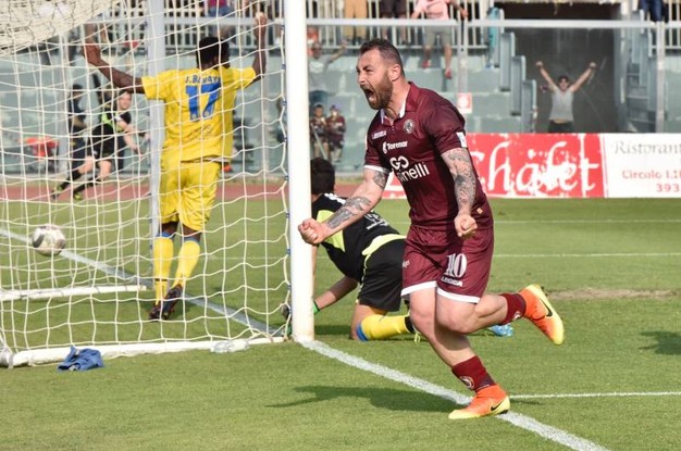 Livorno Carrarese 1-1: Promozione Matematica in B