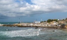 Il divieto di balneazione si estende anche alle aree Accademia sud e Antignano sud