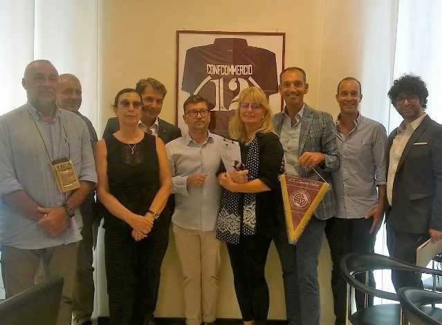 Confcommercio e Livorno calcio, continua la collaborazione anche per la stagione 2018/19