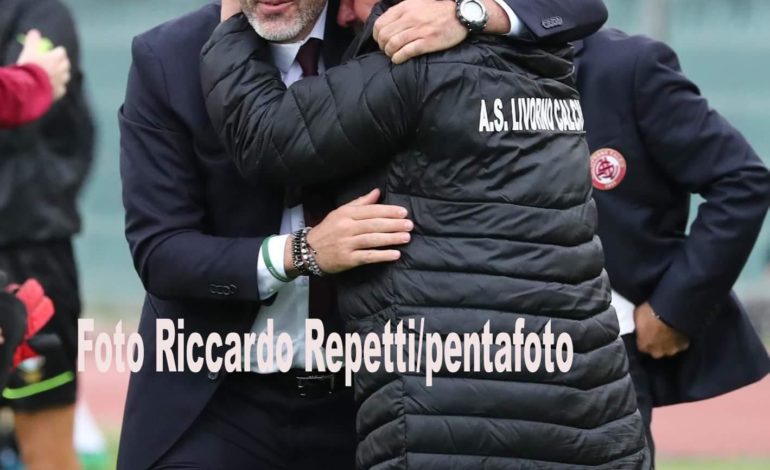 L’abbraccio liberatorio che ha fatto commuovere