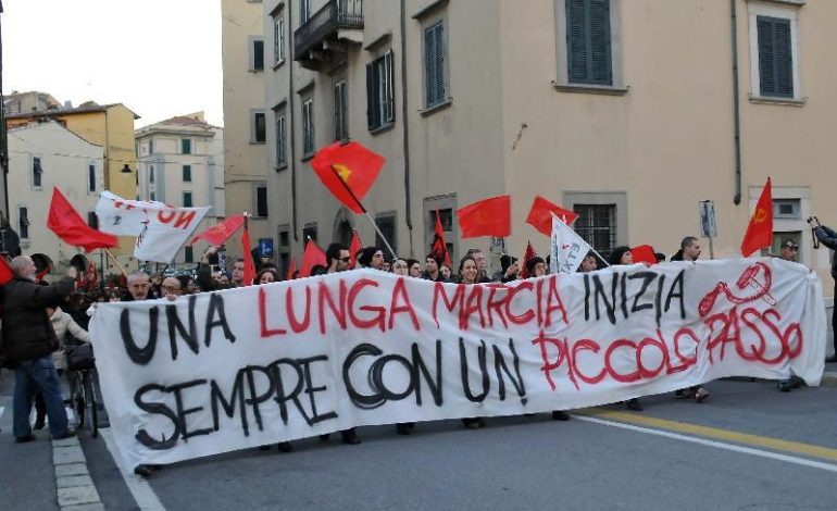 Cori e canti per i 98 anni del Pci