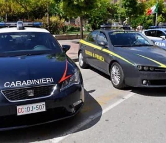Usura: sequestrati orologi di pregio, auto, denaro e imbarcazione da diporto
