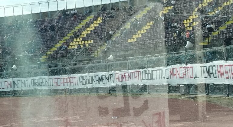 Livorno Sangiovannese 1-0: Vittoria e Polemiche