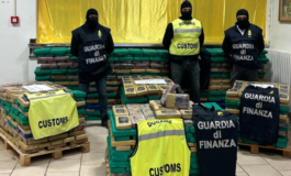 Sequestrate due tonnellate di cocaina in un container in porto