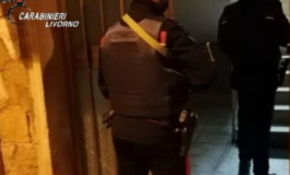 Rinchiude donna in casa per un debito di droga: arrestato 43enne