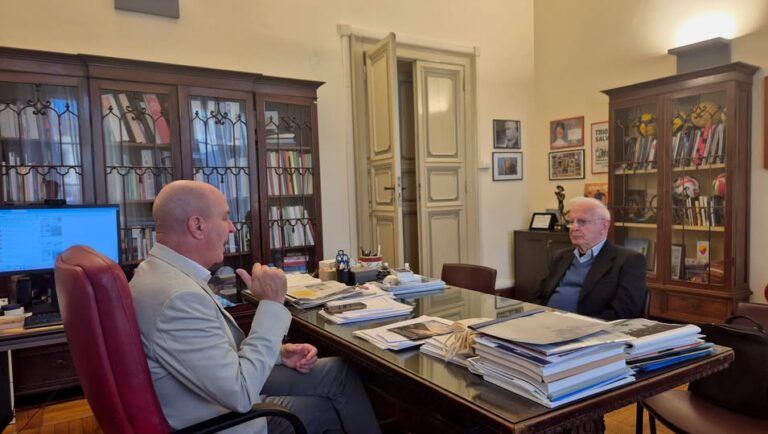 “Vernacoliere”, stop alla pubblicazione? Il sindaco lancia l’idea “Avanti Vernacoliere”