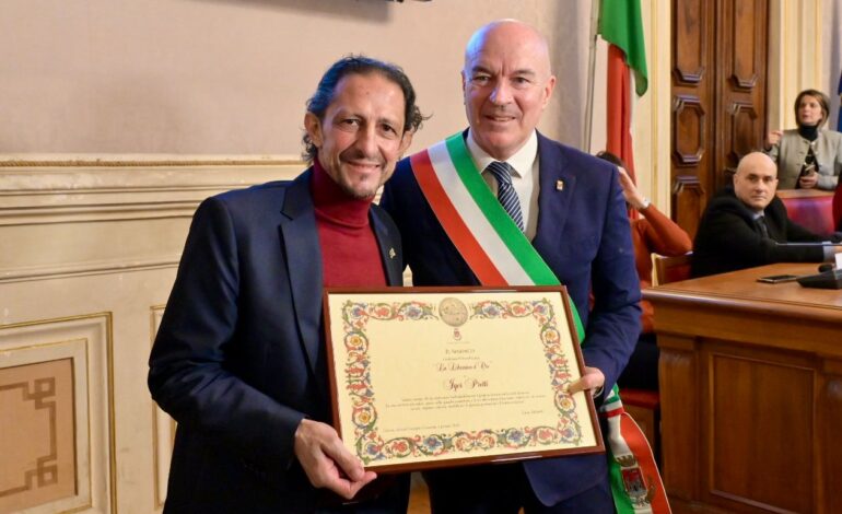 Igor Protti, grande partecipazione alla consegna della “Livornina”