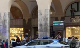 Omicidio in via Grande a Livorno: agente di commercio ucciso a coltellate in uno studio professionale