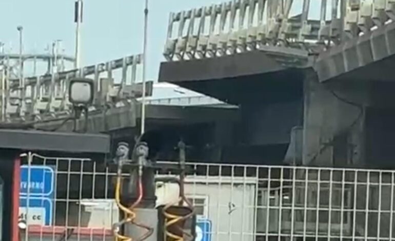 Paura sul ponte della Fi-Pi-Li: porto nel caos dopo un probabile cedimento﻿