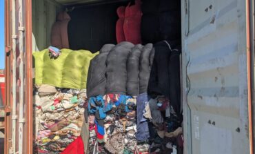 Maxi-sequestro di 500 tonnellate di rifiuti tessili al porto di Livorno