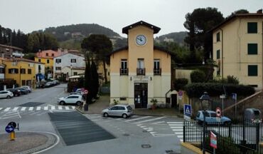 Via di Montenero, lavori di illuminazione in corso: modifiche alla circolazione e sosta